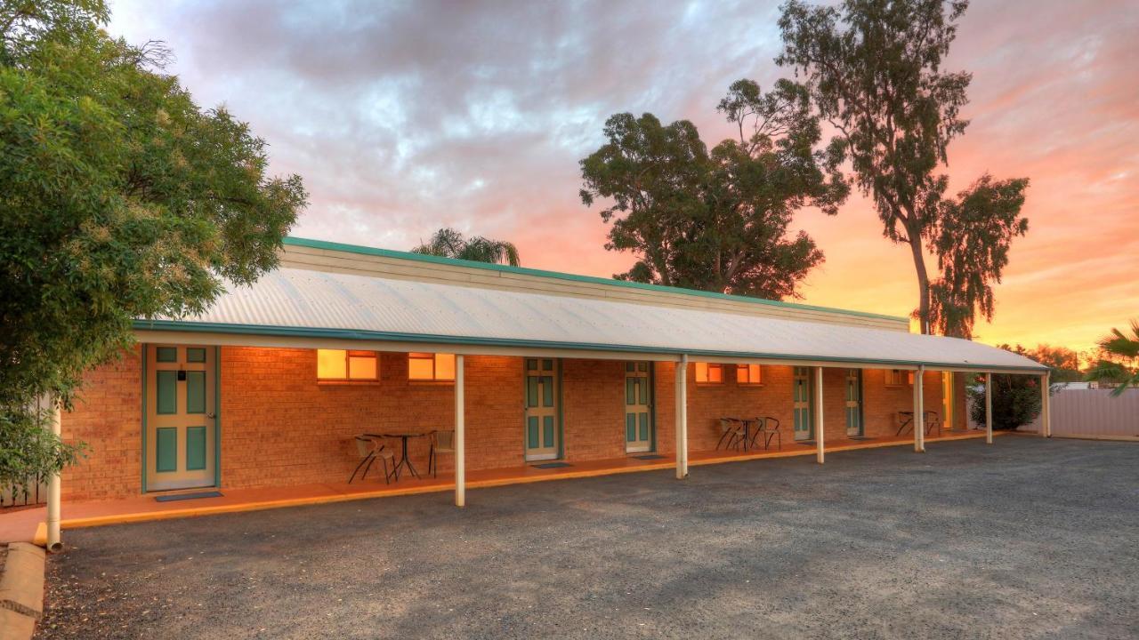Mulga Country Motor Inn Charleville-Mézières Exterior foto