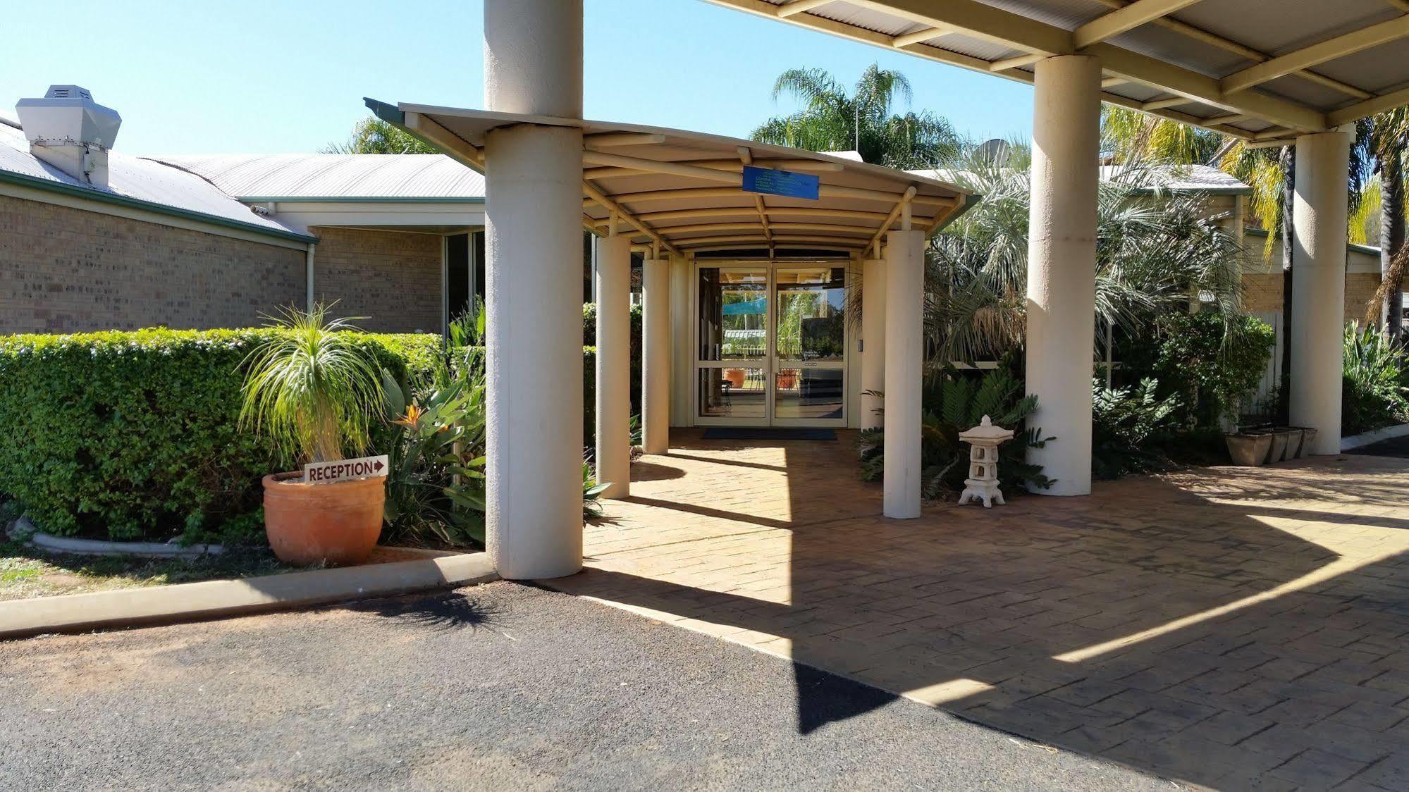 Mulga Country Motor Inn Charleville-Mézières Exterior foto